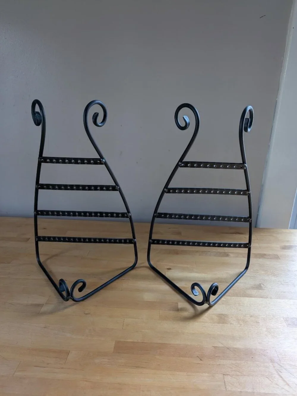 1 Earring Display Wrought Iron - Like New - Rio Grande US Made - Jewelry Stand